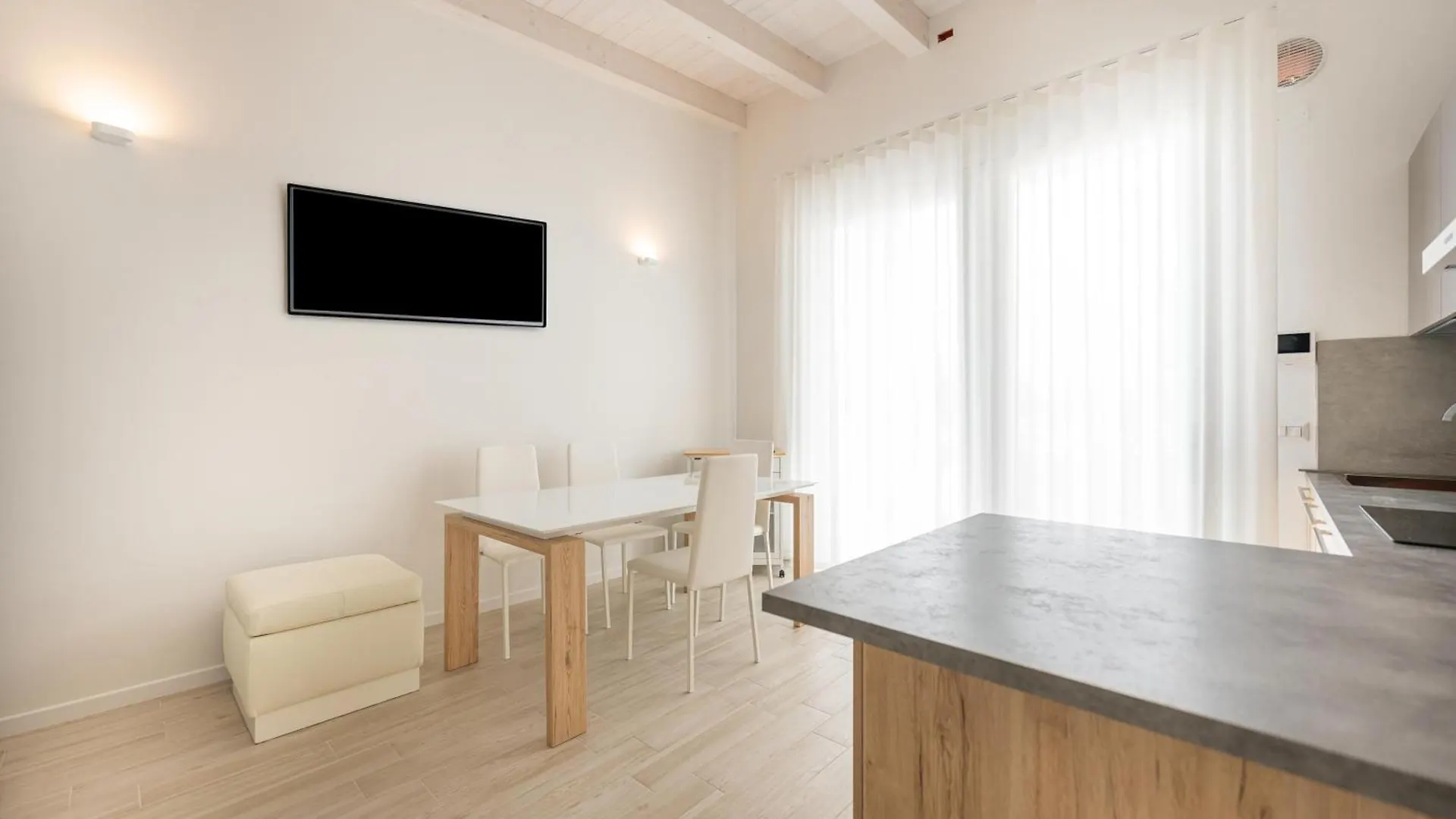 Wave Island Furb24 Apartamento Lido di Jesolo 0*,  Itália